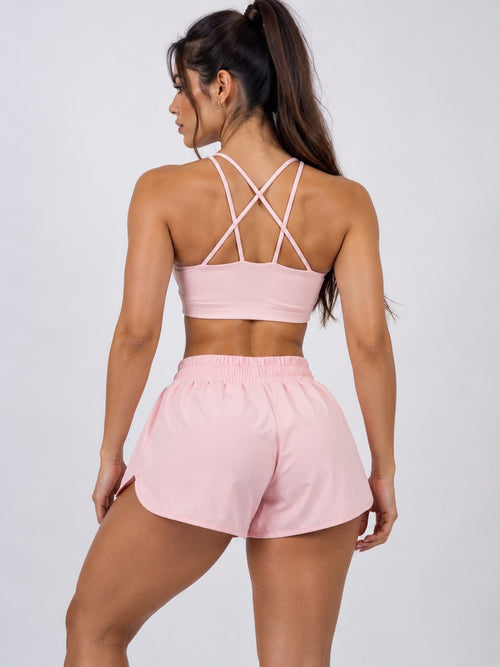 Conjunto Deportivo con Sujetador y Shorts en Rosa